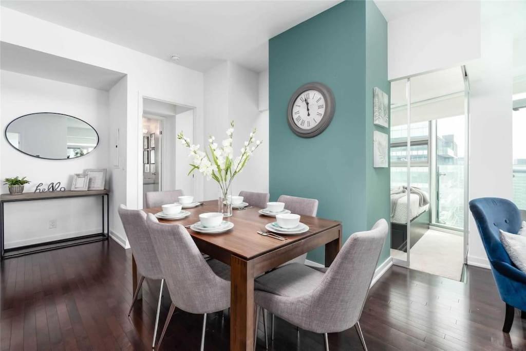 New Superior Lakeview Luxury 3-Bedroom Suite On 48 Floor Toronto Bagian luar foto