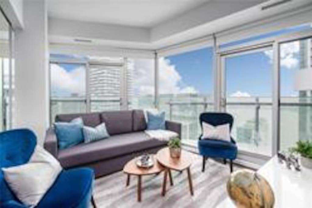 New Superior Lakeview Luxury 3-Bedroom Suite On 48 Floor Toronto Bagian luar foto